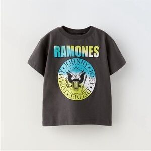 ZARA RAMONES T-SHIRT